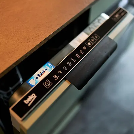 Magnolia Modern By Bookinghost Wroclaw